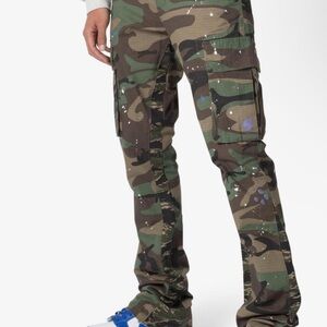 MNML Men's Camouflage Cargo Pants